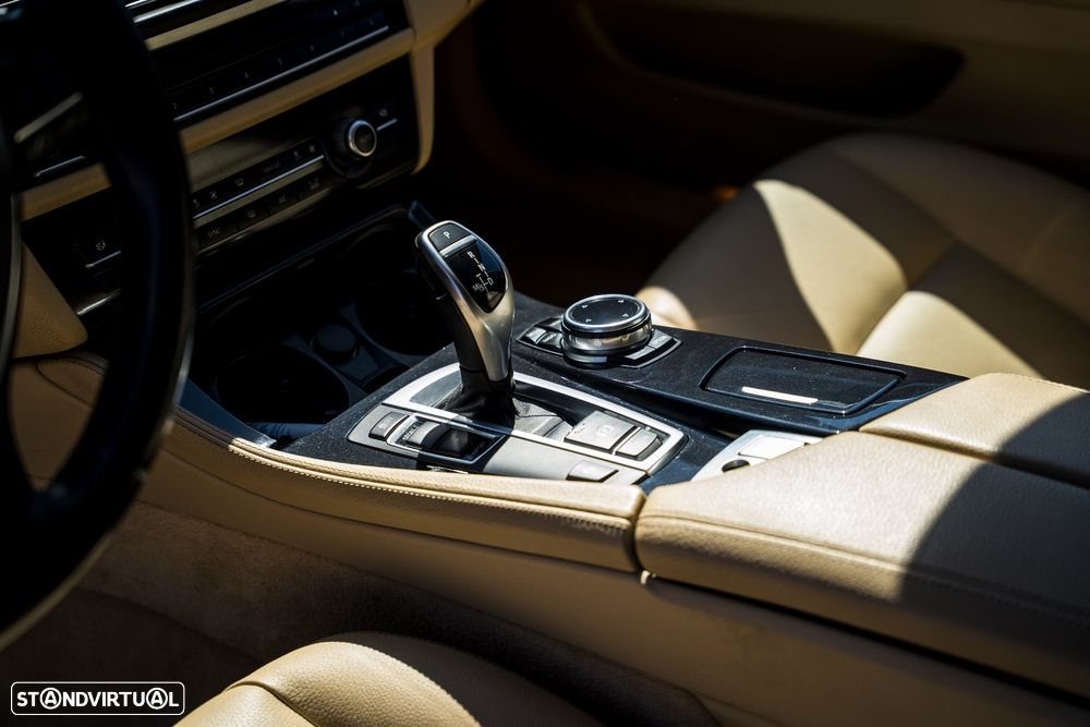 BMW 525 d Line Luxury Auto - 15