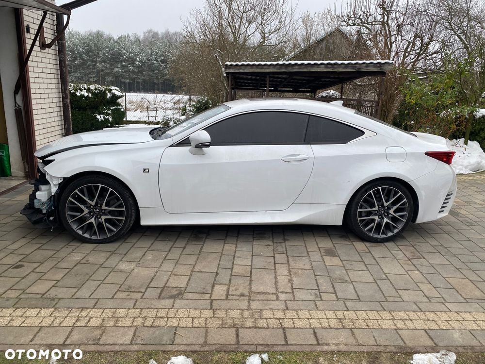 Lexus RC 200t SPORT - 1