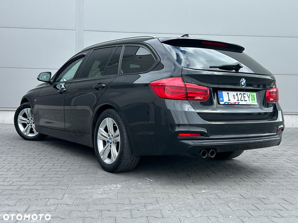 BMW Seria 3 320d Sport Line - 4