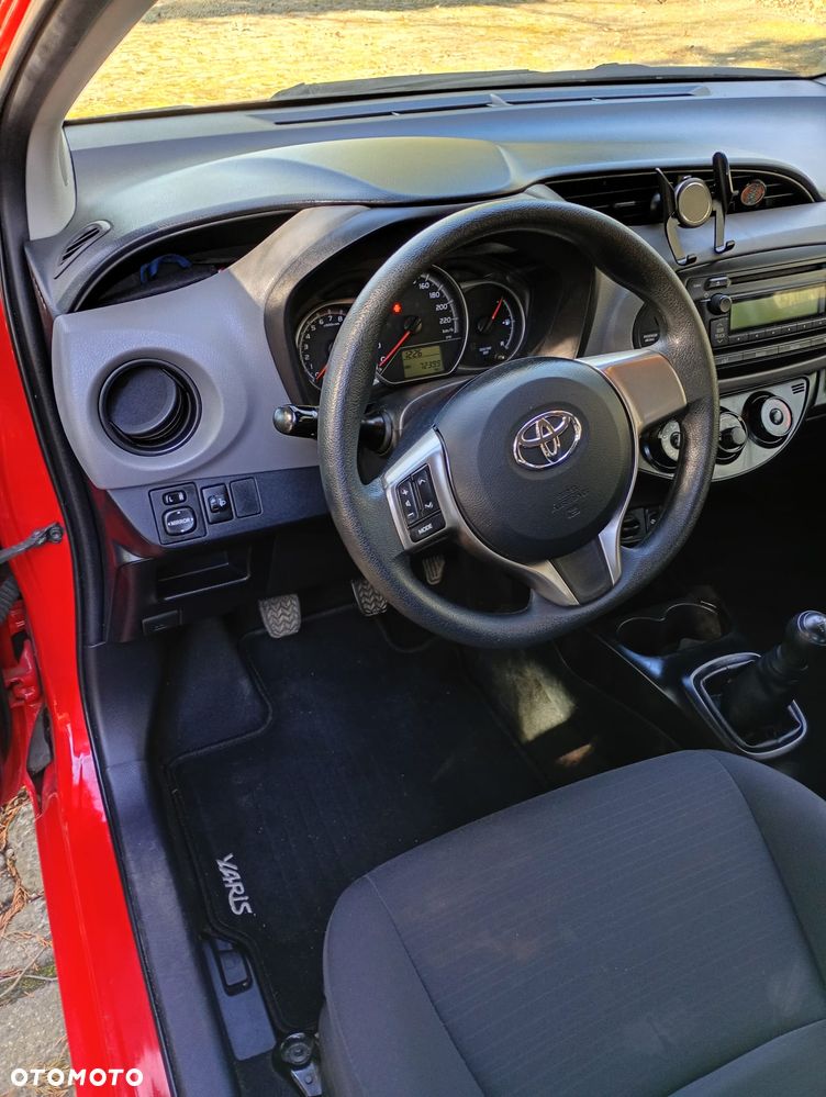 Toyota Yaris - 14