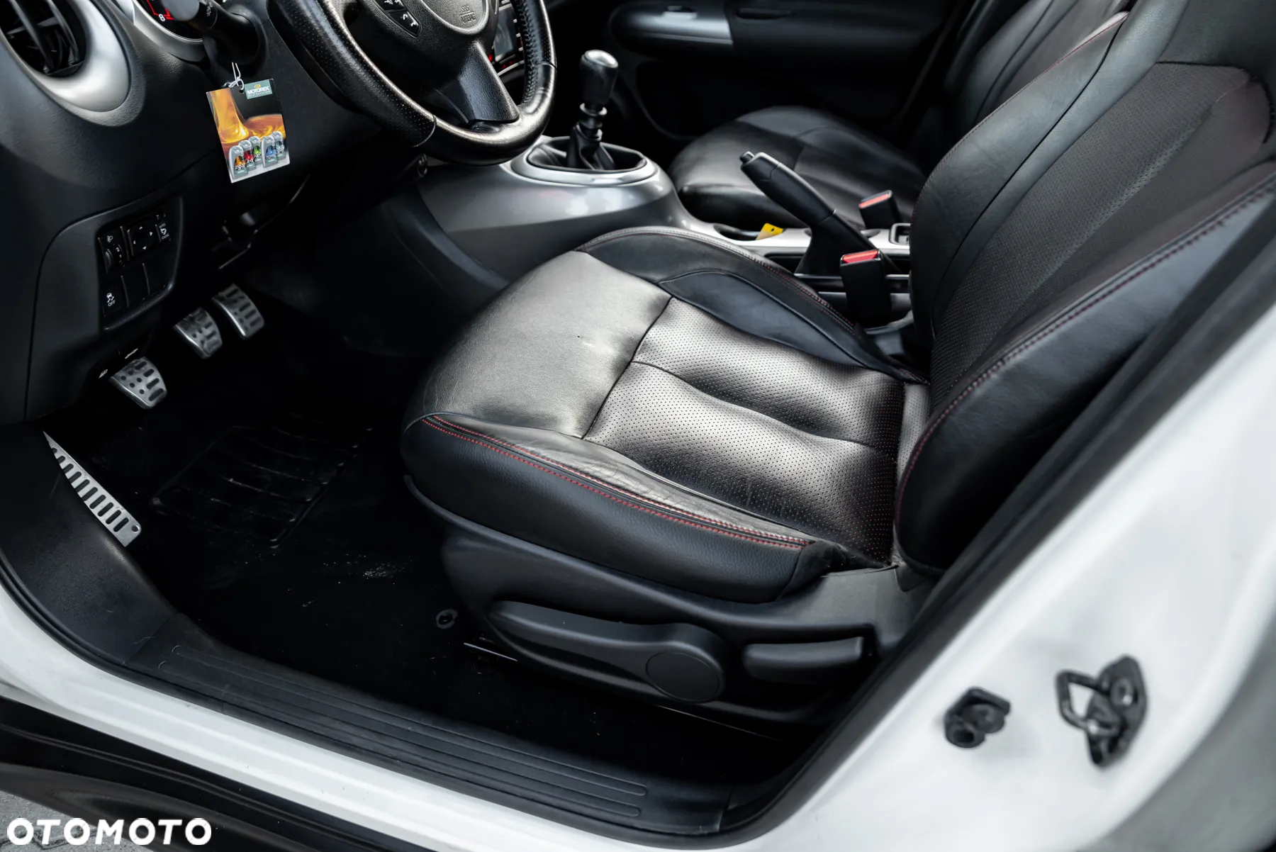 Nissan Juke 1.6 T Shiro - 17