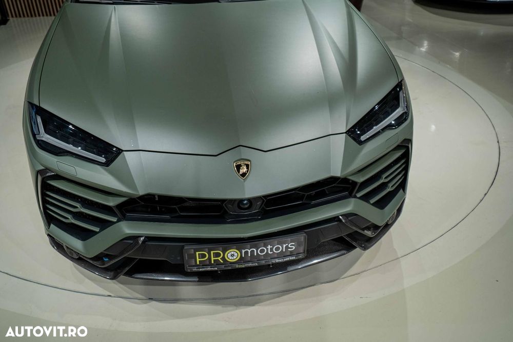 Lamborghini URUS - 11