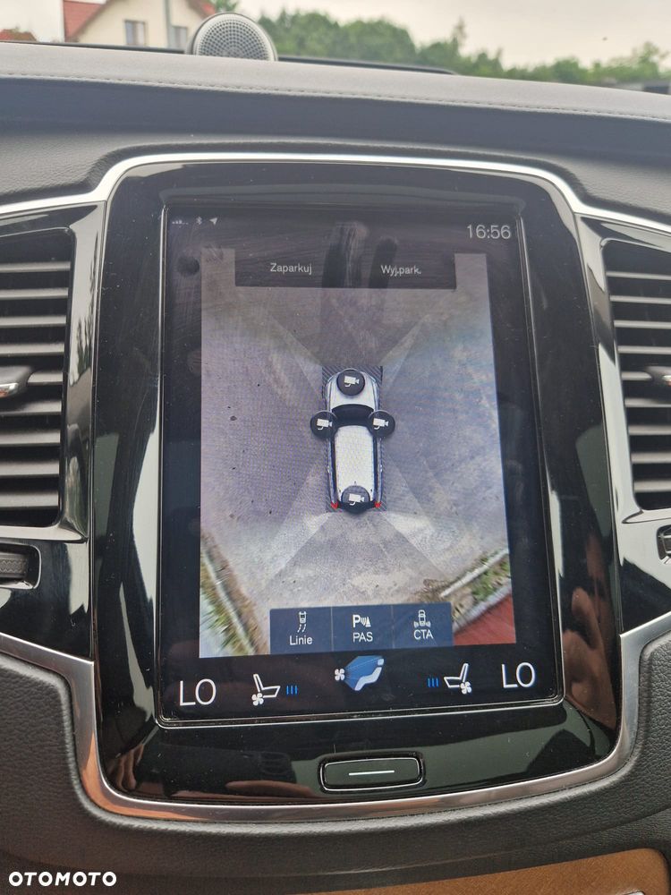 Volvo XC 90 - 31