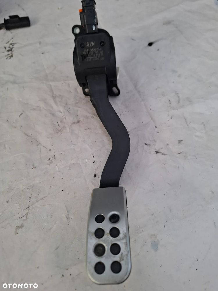 Pedał gazu przyspieszenia Citroen F00C3E2060 F00C3E2443 - 1