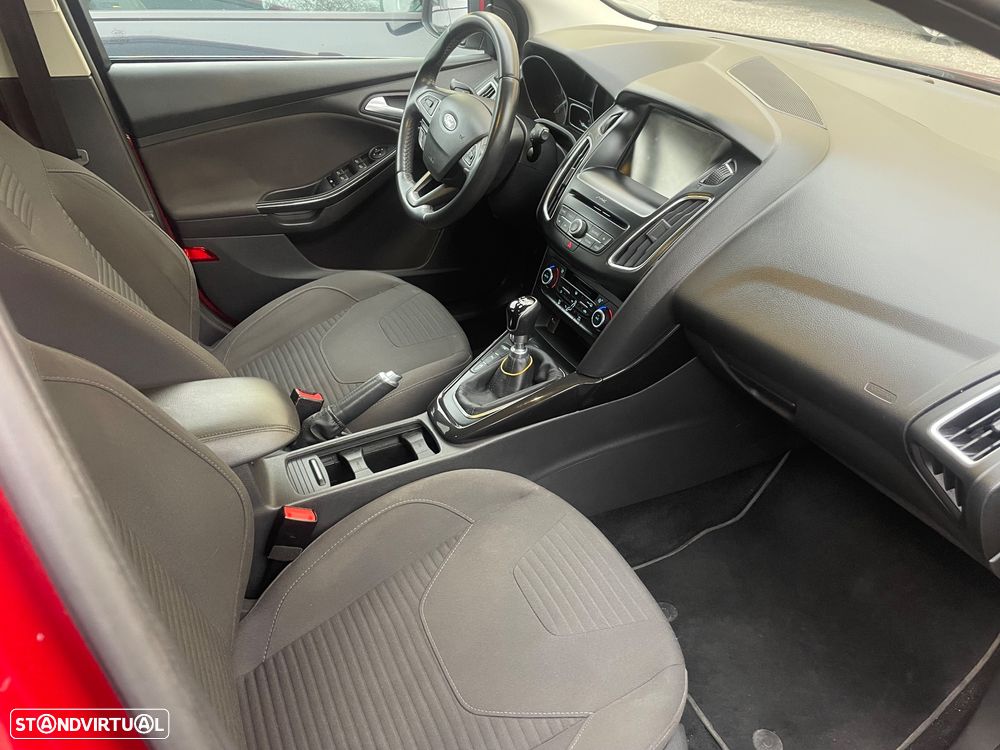 Ford Focus SW 1.5 TDCi Titanium - 10