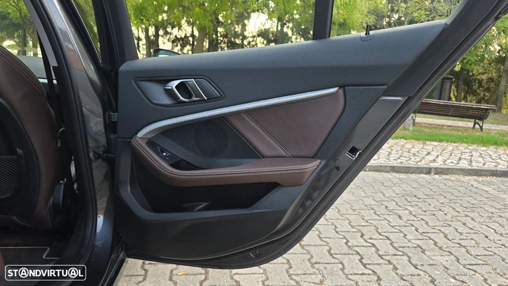 BMW 116 i Aut. Luxury Line - 56