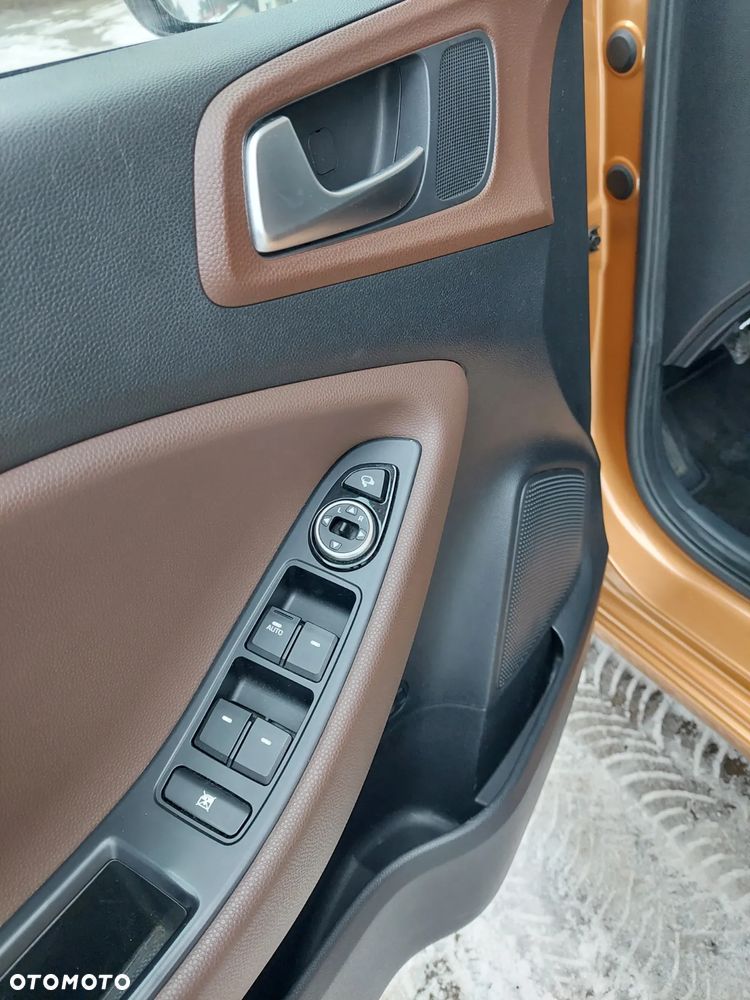 Hyundai i20 1.4 YES Gold - 15