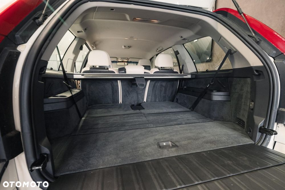 Volvo XC 90 D5 AWD R-Design - 37
