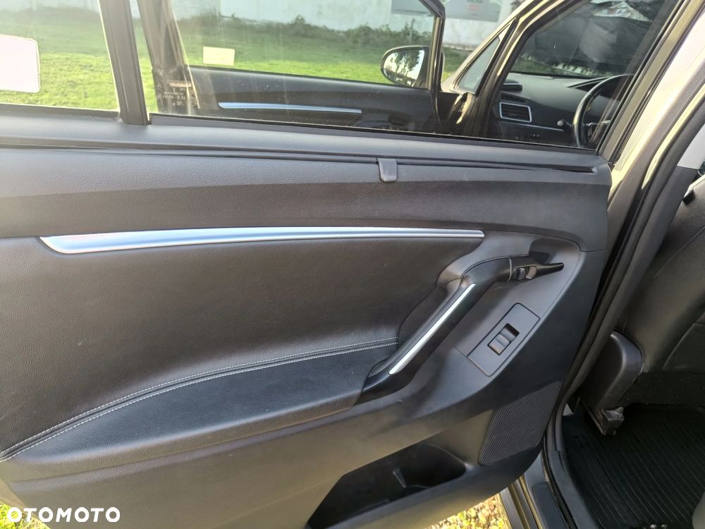 Toyota Verso 1.8 Premium 7os EU6 - 9