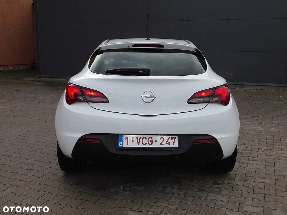 Opel Astra GTC 1.4 Turbo - 19