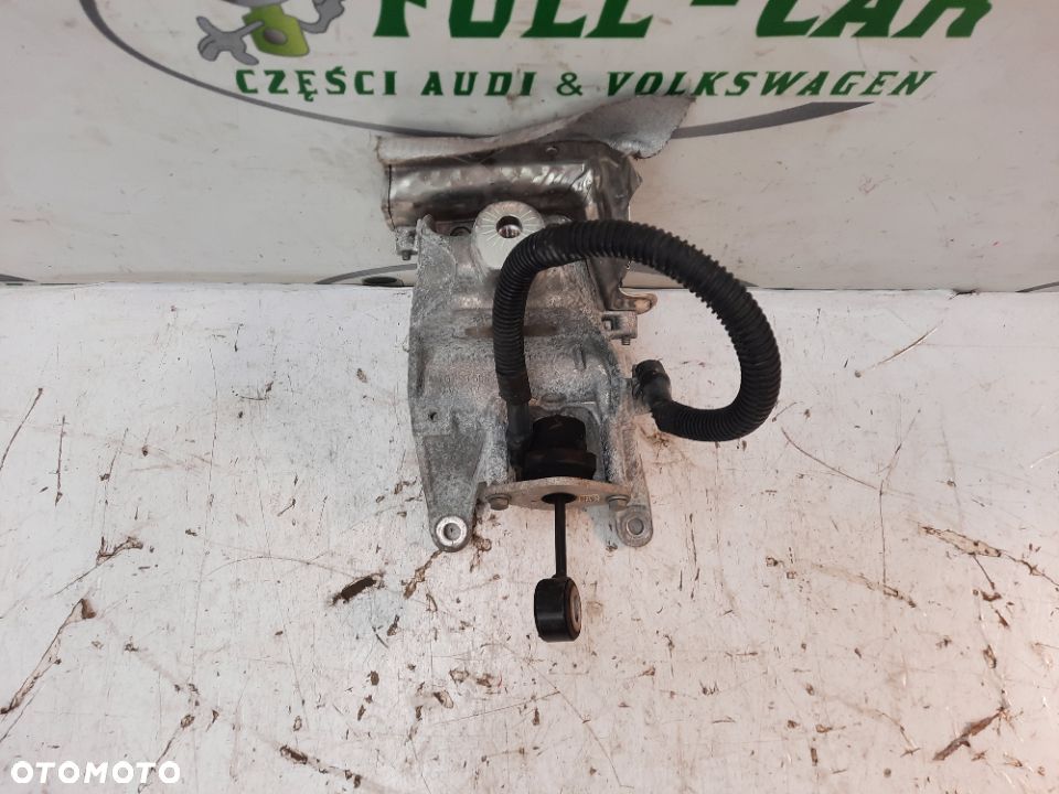 AUDI A6 C8 PODUSZKA ŁAPA WSPORNIK SILNIKA  4M0199308BQ - 4