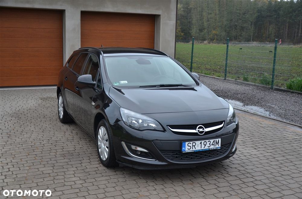 Opel Astra 2013 photo 3