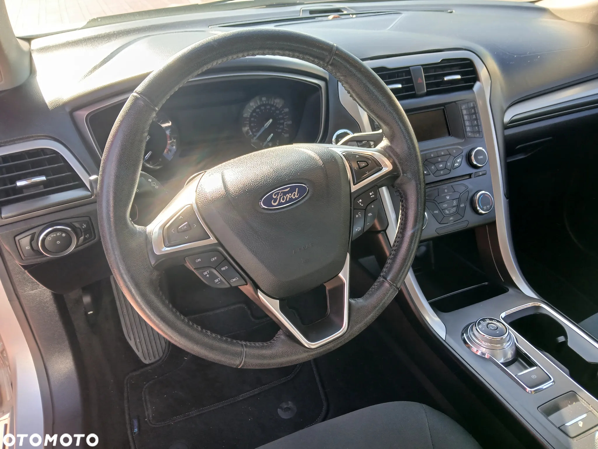 Ford Fusion - 7