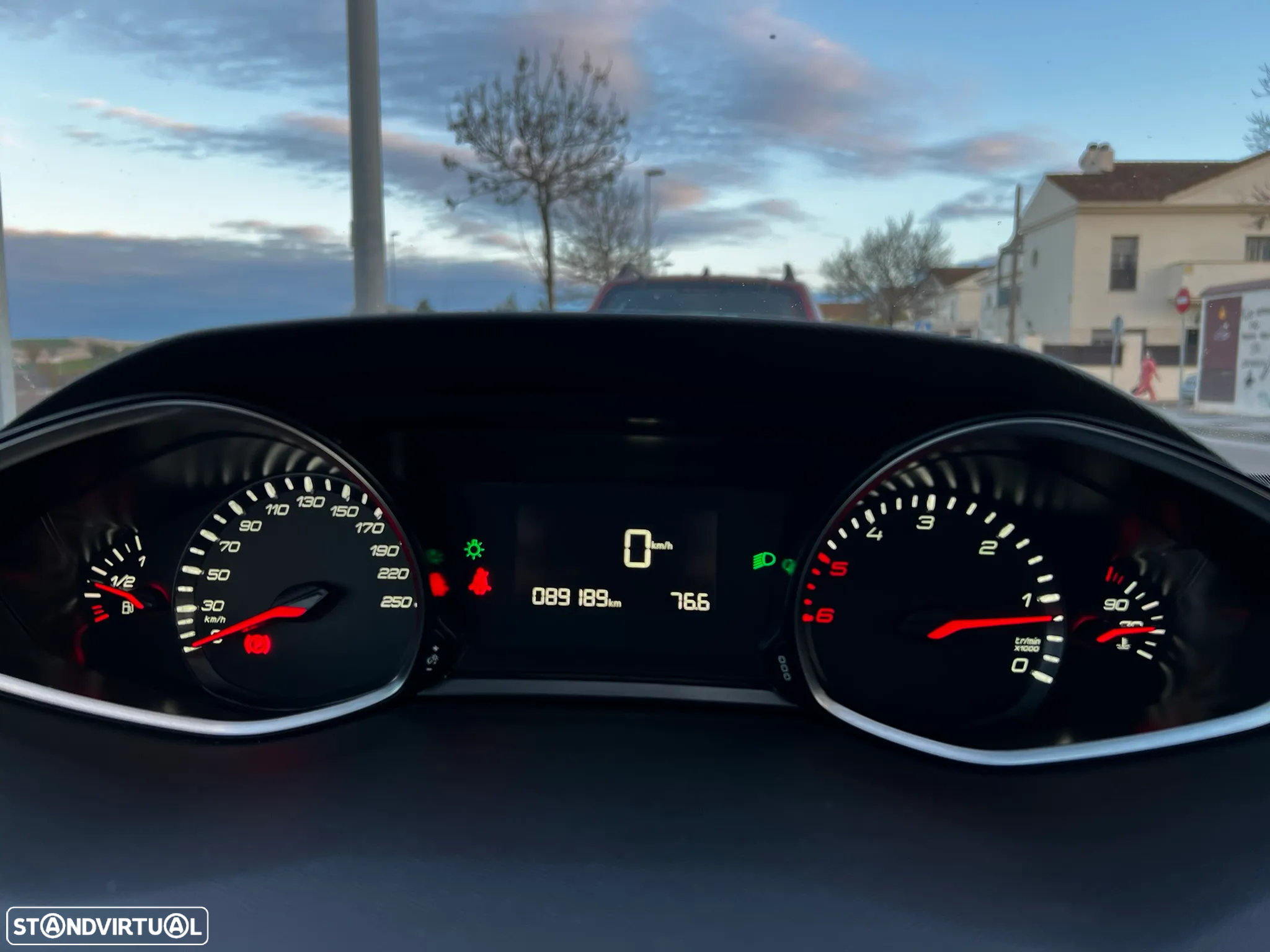 Peugeot 308 SW 1.5 BlueHDi Style - 12