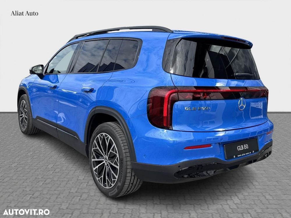 Mercedes-Benz GLB - 3