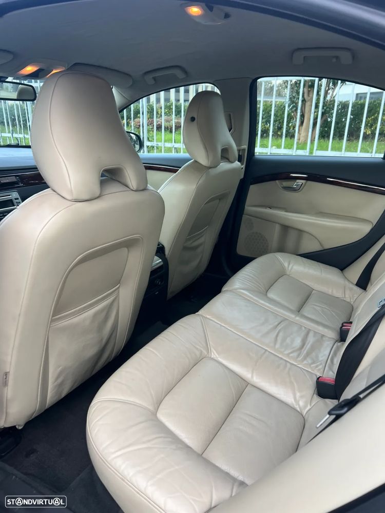 Volvo S80 2.4 D5 Executive - 14