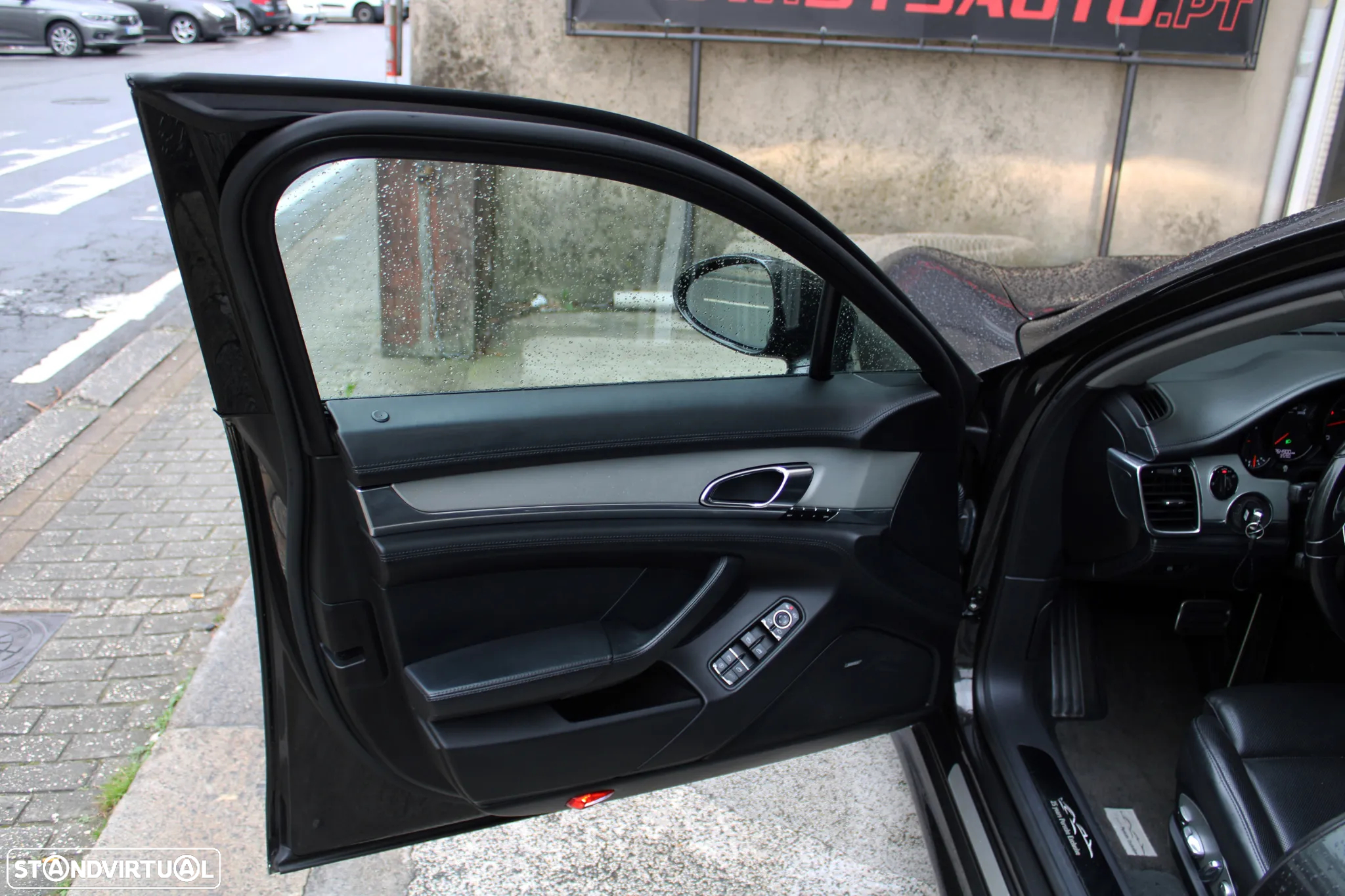 Porsche Panamera Diesel Platinum Edition - 19