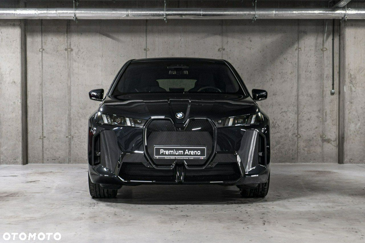 BMW iX - 3