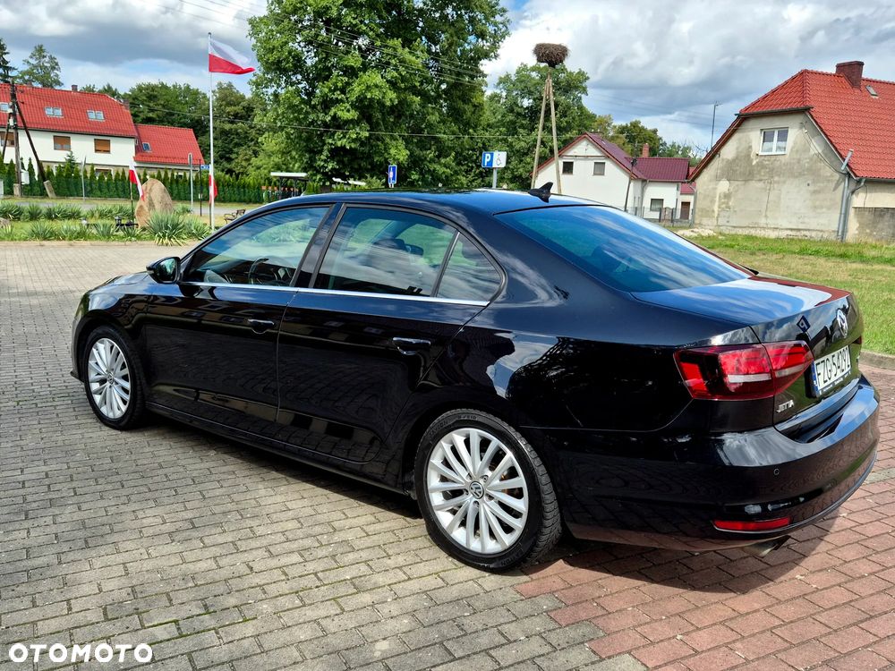 Volkswagen Jetta 1.4 TSI BMT Highline DSG - 6
