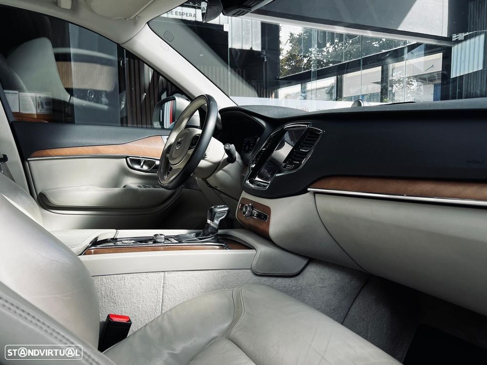 Volvo XC 90 2.0 D4 Inscription - 22