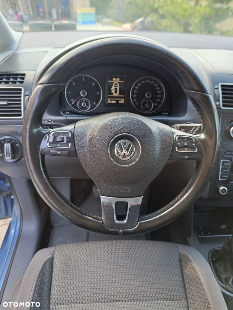 Volkswagen Touran 1.6 TDI DPF BlueMot Comfortline - 10