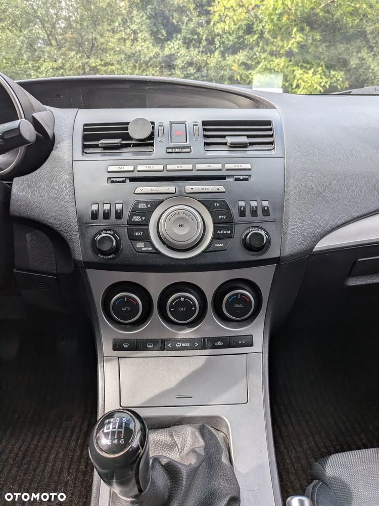 Mazda 3 - 9