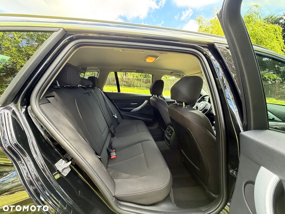 BMW Seria 3 316i Modern Line - 27