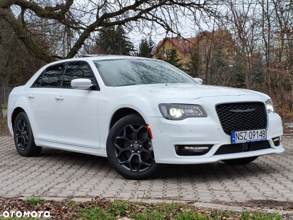 Chrysler 300s - 34