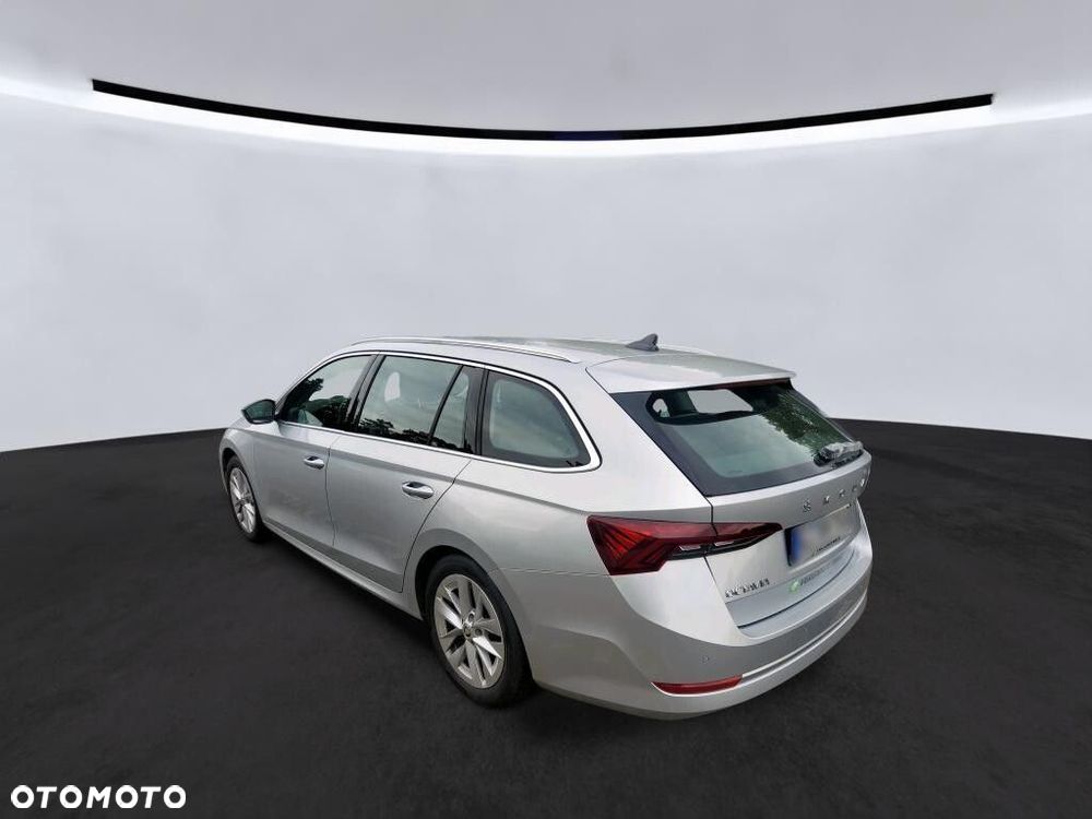 Skoda Octavia - 3