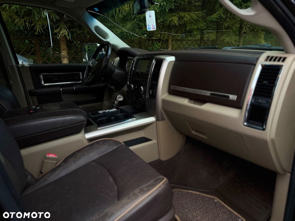 Dodge RAM 5.7 4x4 - 20