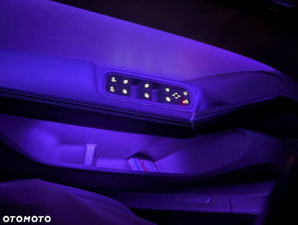 Porsche Cayenne Platinum Edition - 16