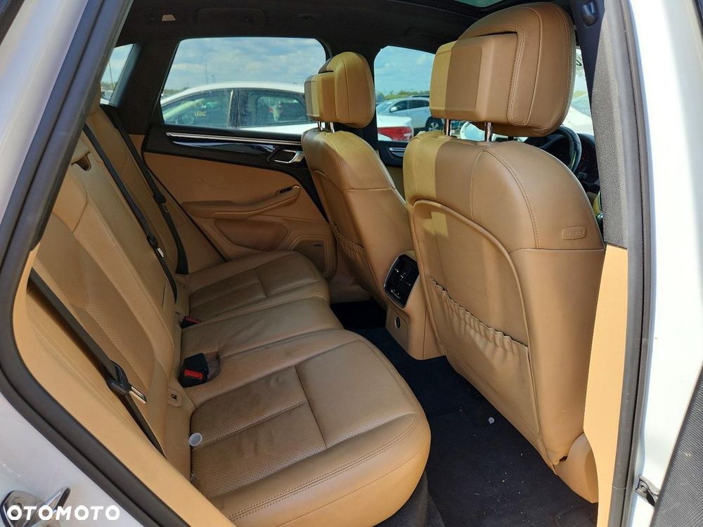 Porsche Macan Standard - 13