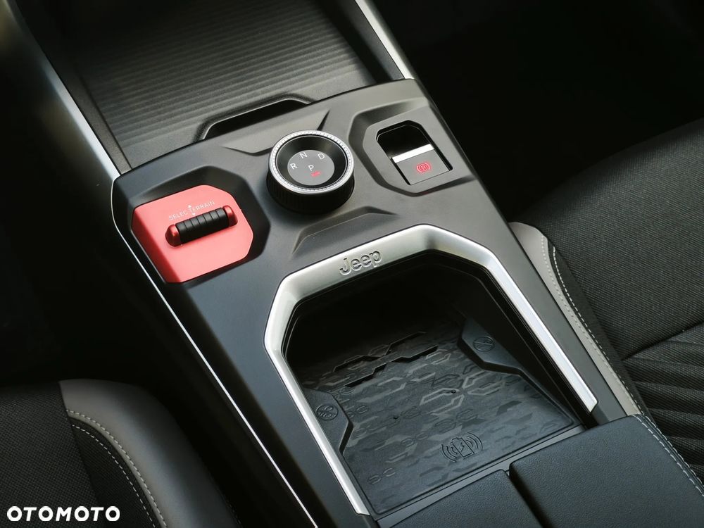 Jeep Compass 1.2 T3 mHEV First Edition FWD DCT - 17