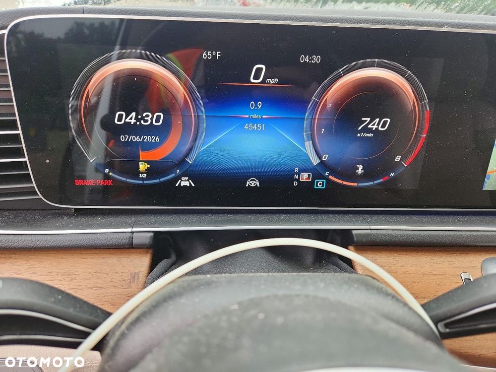 Mercedes-Benz GLE - 10