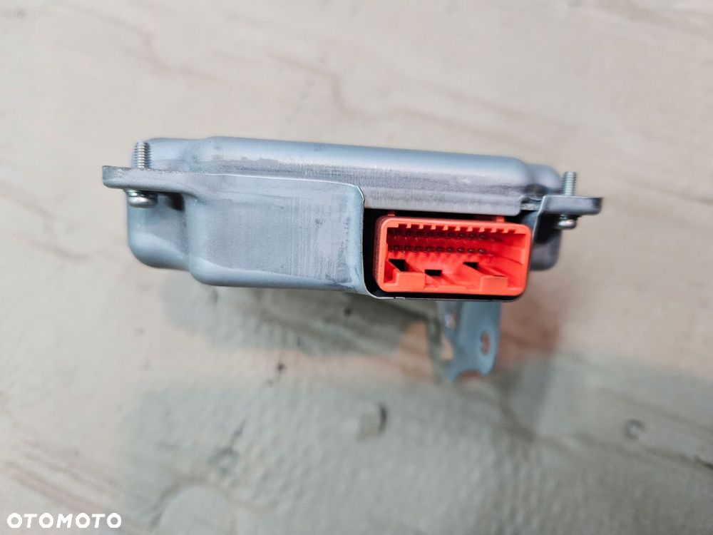 toyota prius plus komputer baterii - 3