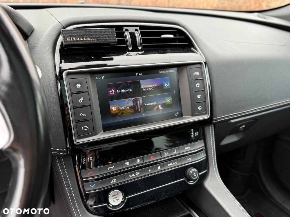 Jaguar F-Pace 3.0 V6 AWD R-Sport - 18