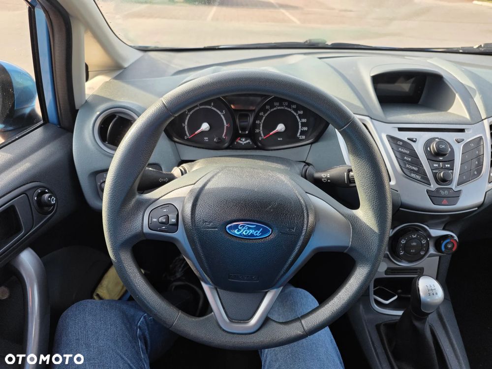 Ford Fiesta 1.25 Ambiente - 9