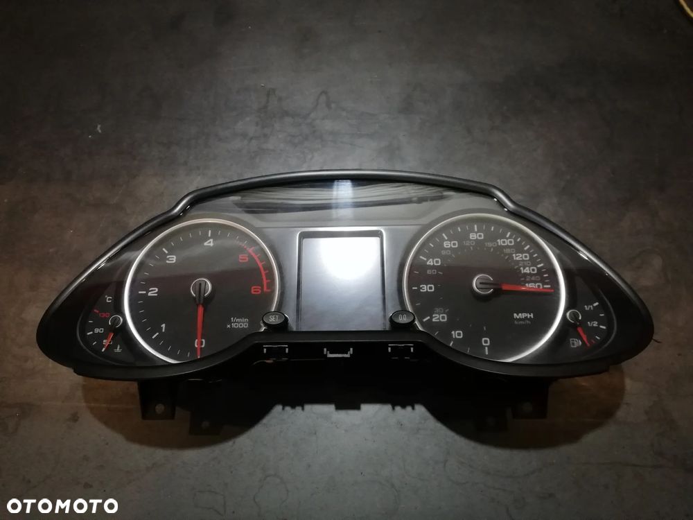 Audi Q5 SQ5 2013 Licznik / Prędkościomierz 8R0920981S Anglik - 1