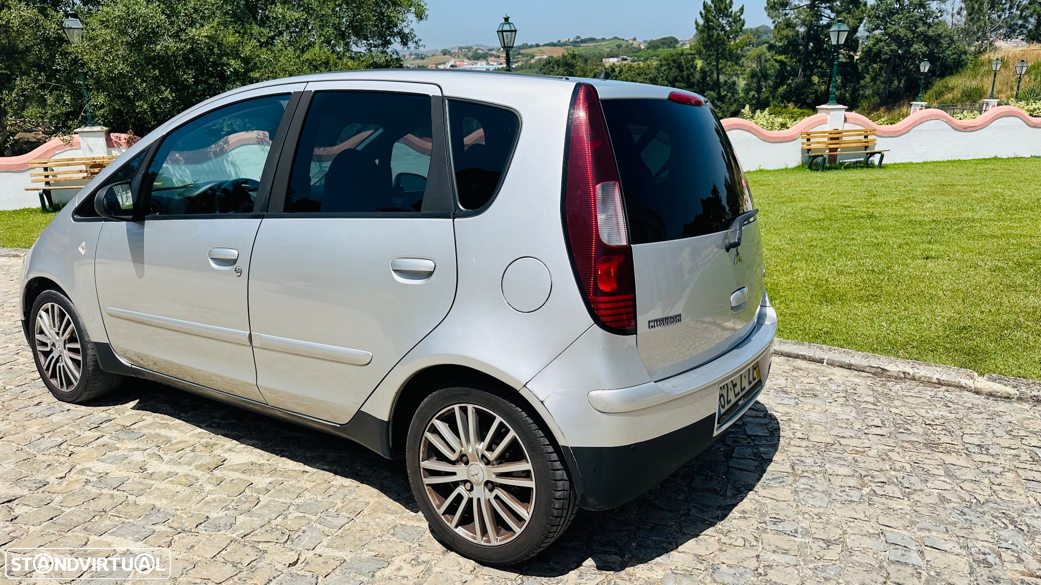 Mitsubishi Colt 1.3 Invite - 3