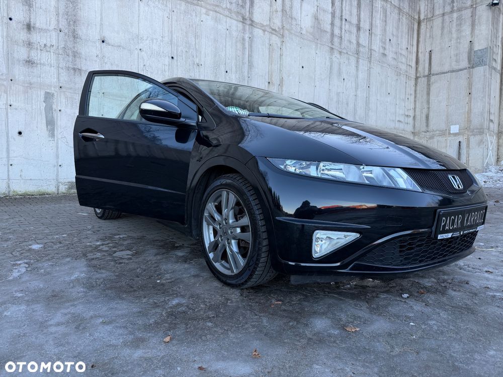 Honda Civic 1.8 GT Special Edition - 10
