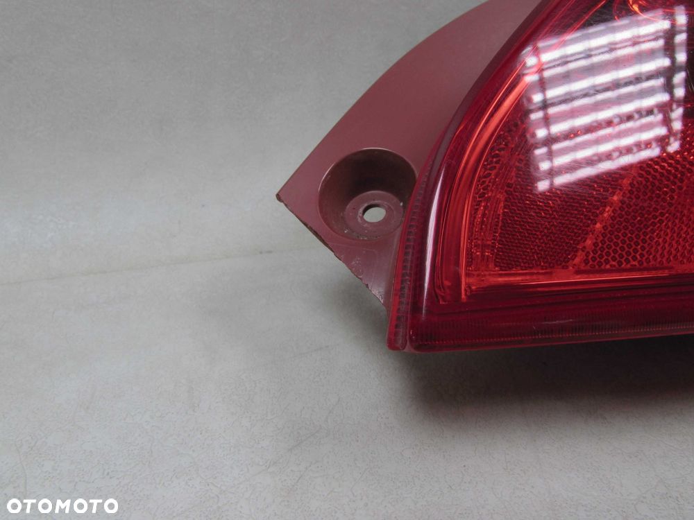 MAZDA 2 II SPORT DE 07-14 LAMPA TYL PRAWA TYLNA D65151150 - 4