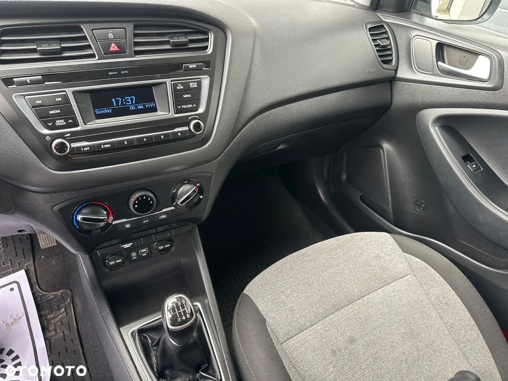 Hyundai i20 ver-1-4-classic-plus - 14