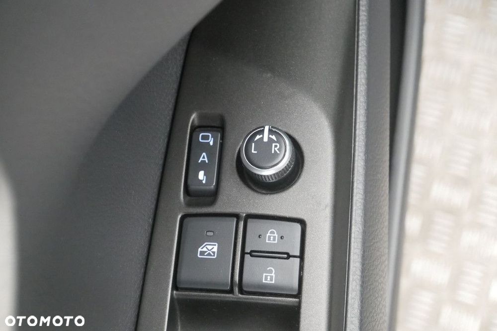 Toyota Camry 2.5 Hybrid Comfort CVT - 26