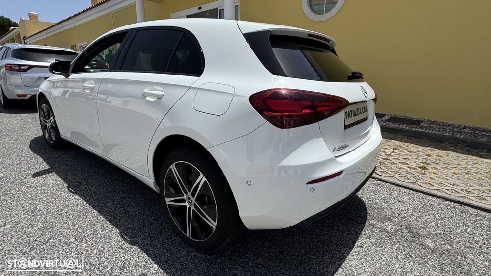 Mercedes-Benz A 250 e Progressive - 5