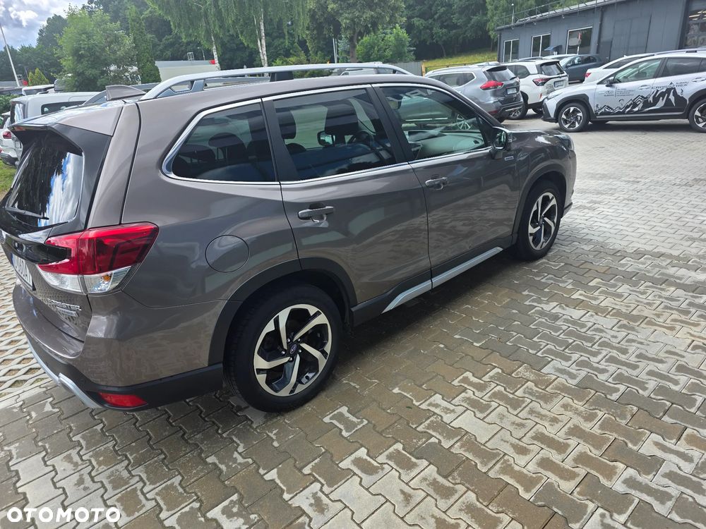 Subaru Forester 2.0i-L Platinum Black Edition EyeSight Lineartronic - 8
