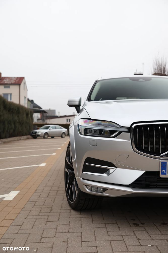 Volvo XC 60 T6 AWD Geartronic Momentum - 2