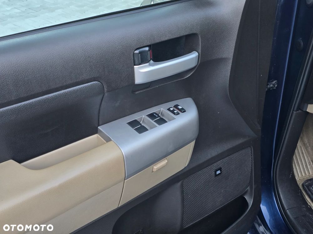 Toyota Tundra 5.7 4x4 Double Cab Limited - 25