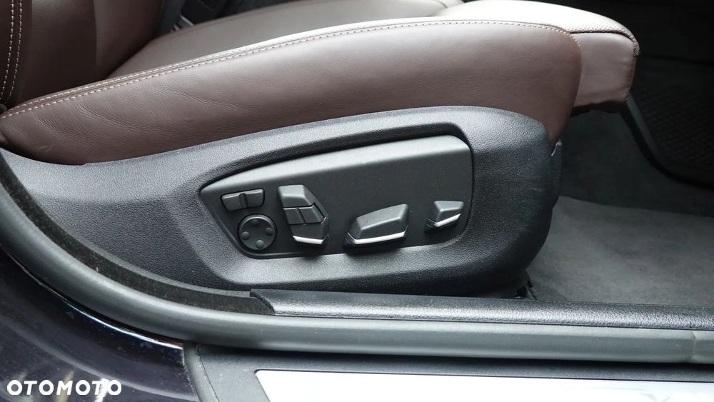 BMW Seria 5 518d Luxury Line - 7