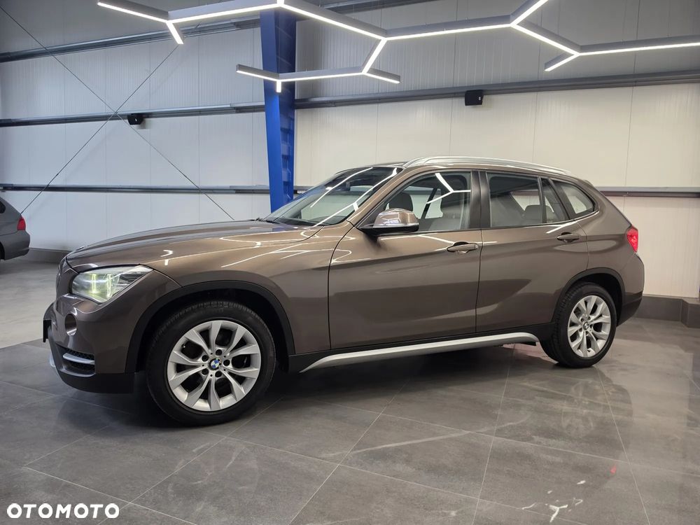 BMW X1 xDrive18d xLine - 4