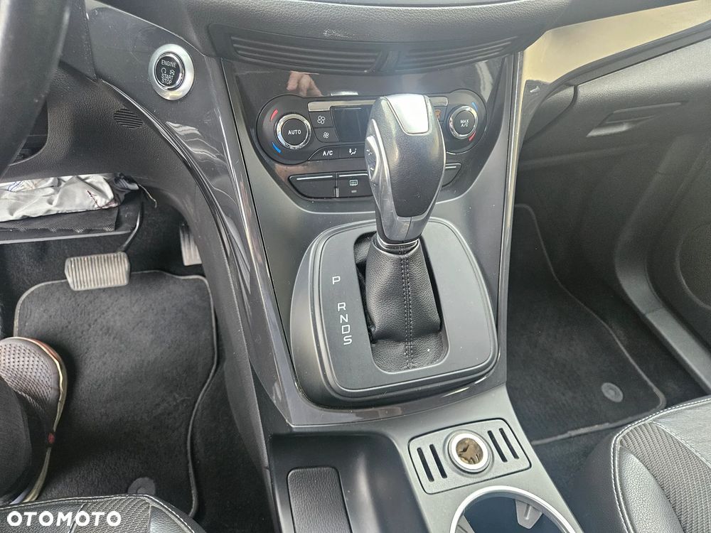 Ford Kuga 2.0 TDCi 4x4 SYNC - 17